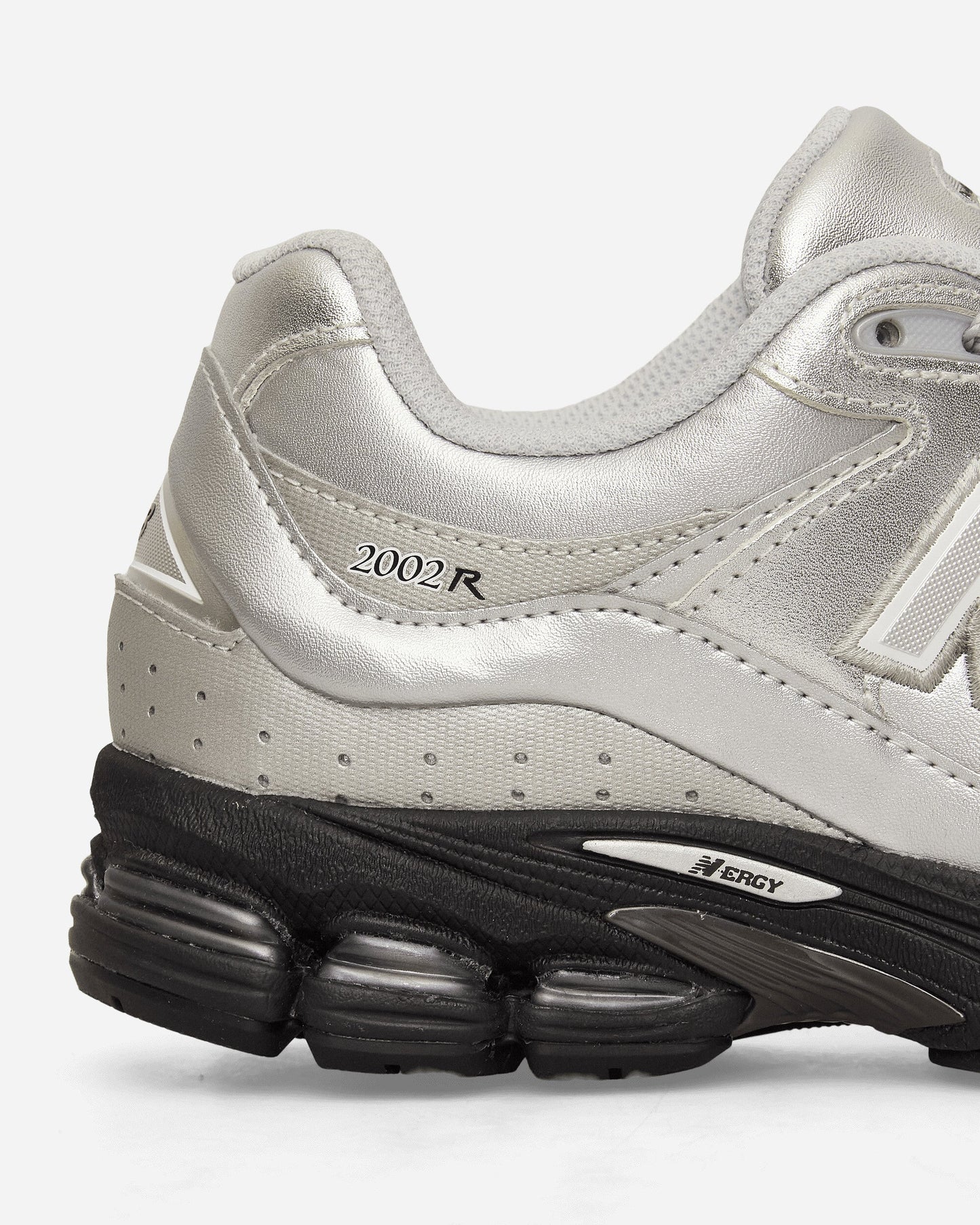2002R Sneakers Silver Metallic