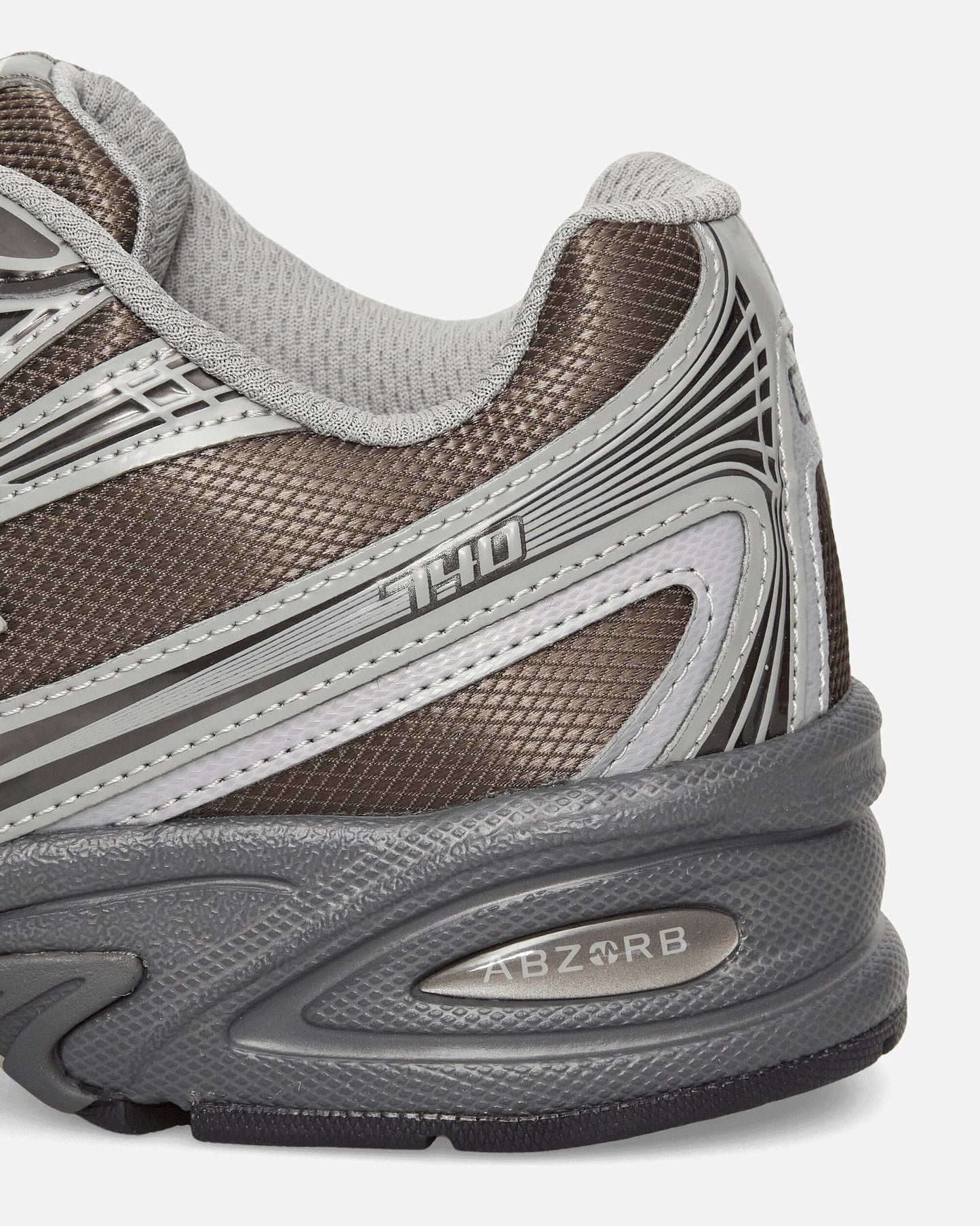 740 Sneakers Black Metallic / Castlerock