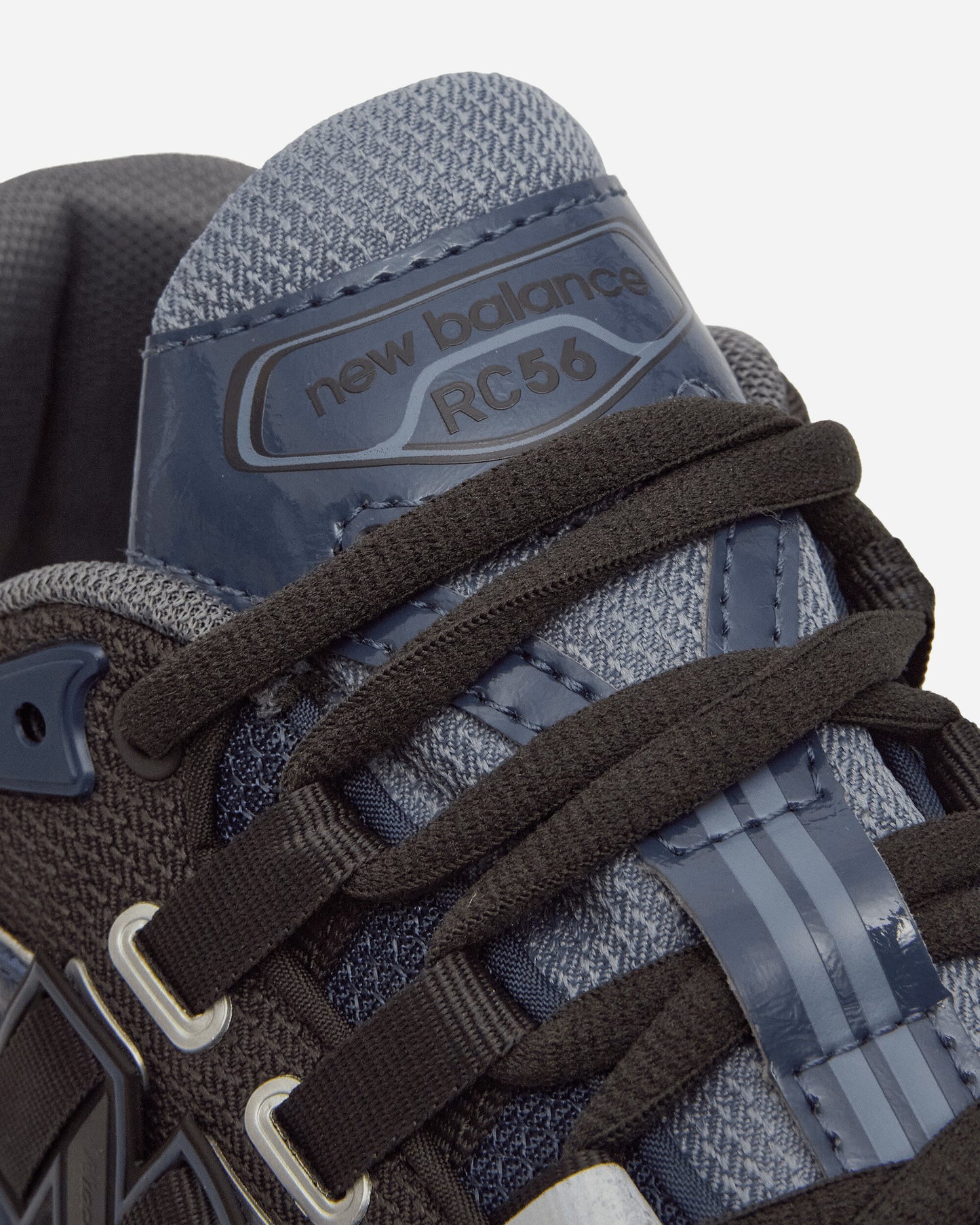 RC56 Sneakers Black / Blue Gemstone