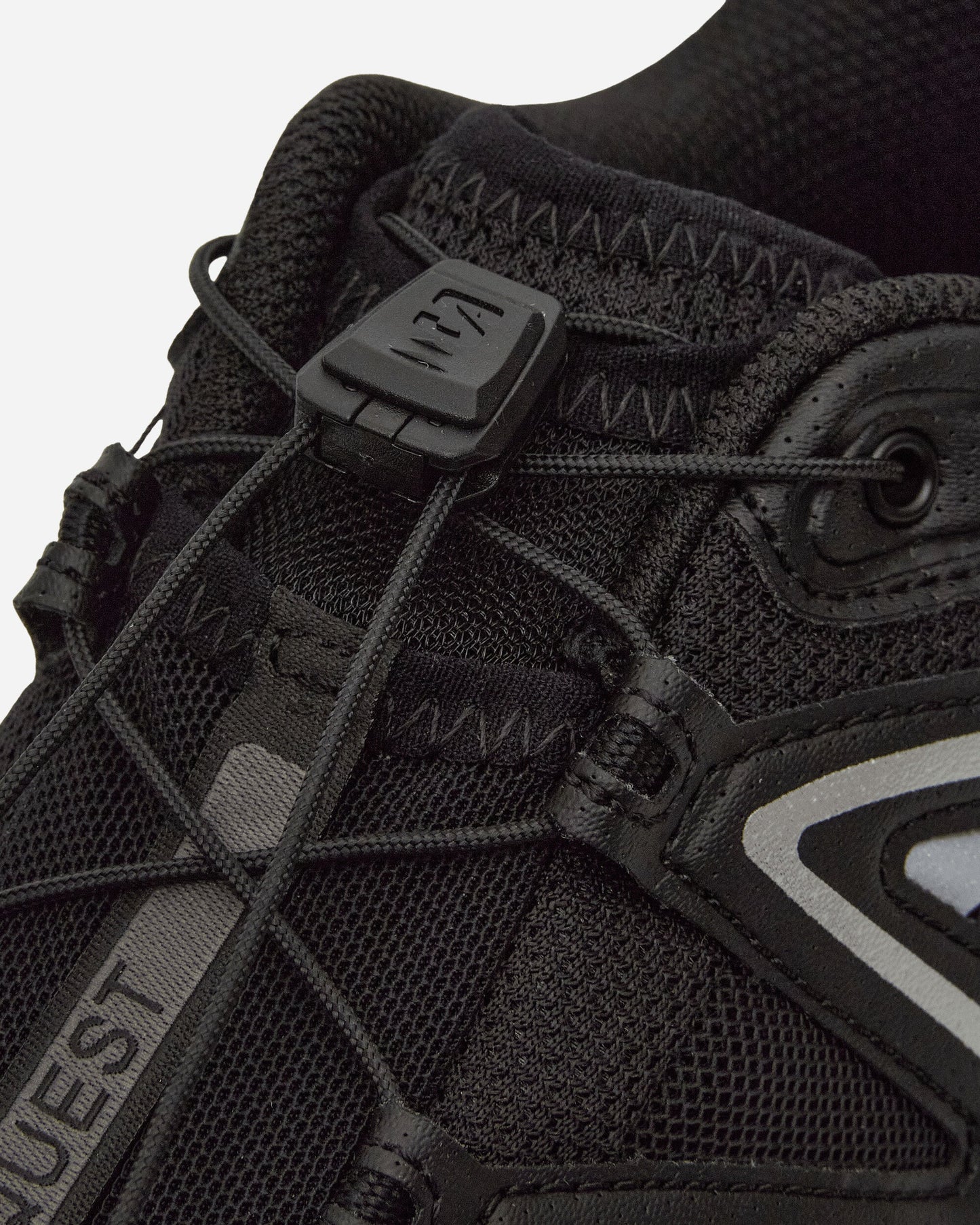 XT-QUEST Sneakers Black / Asphalt