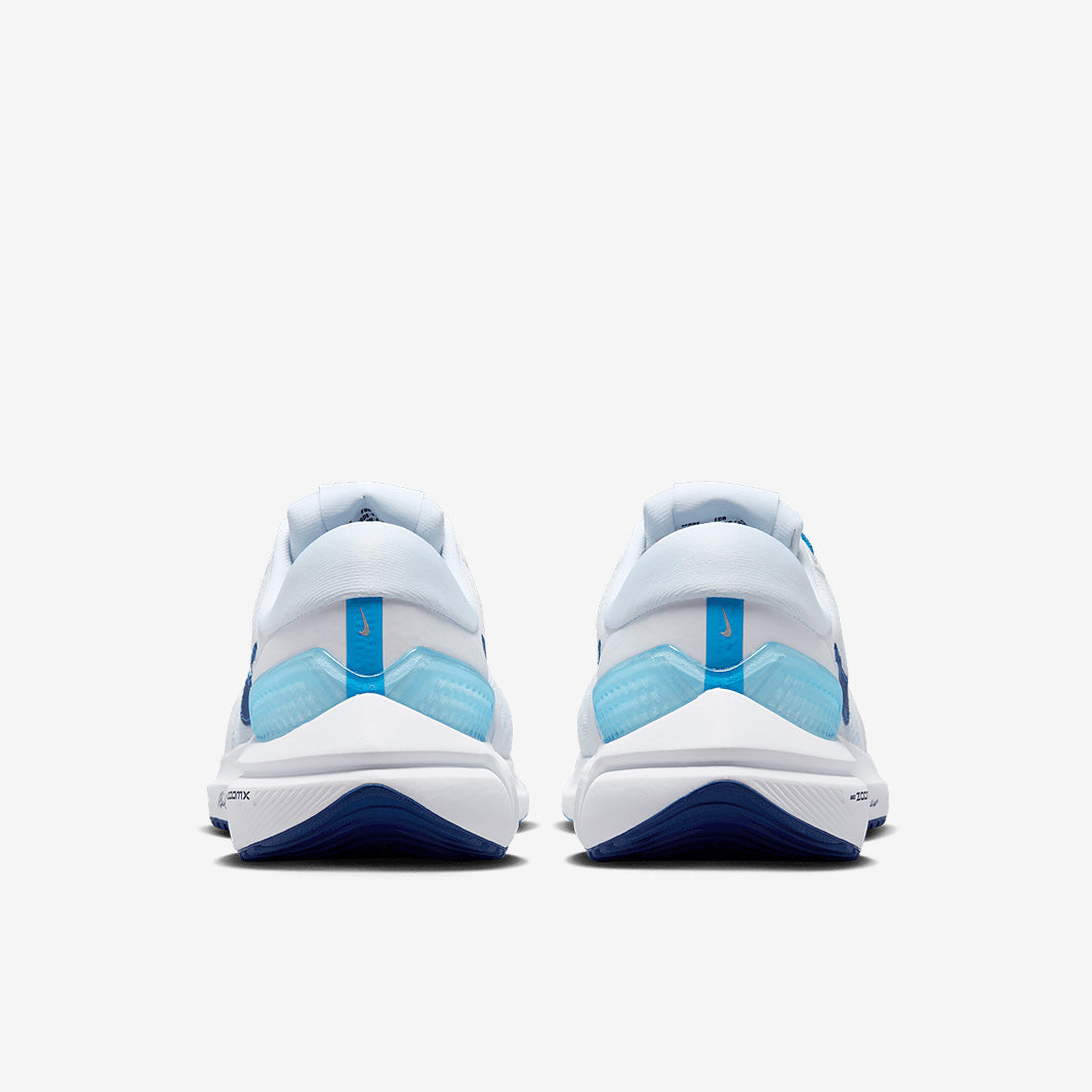 Nike Air Zoom Vomero 16 Premium