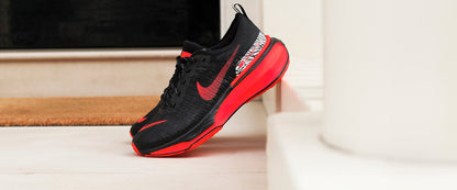 Nike Womens ZoomX Invincible Run Flyknit 3