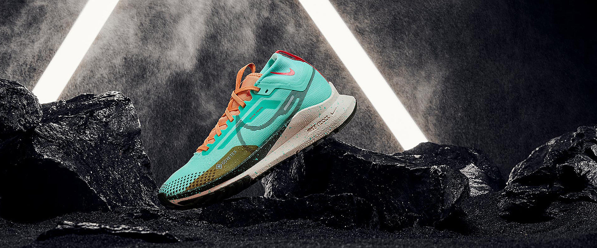 Nike Womens Pegasus Trail 4 GORE-TEX