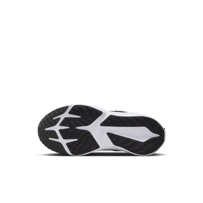 Nike Older Kids Star Runner 4 (GS) - Black/White