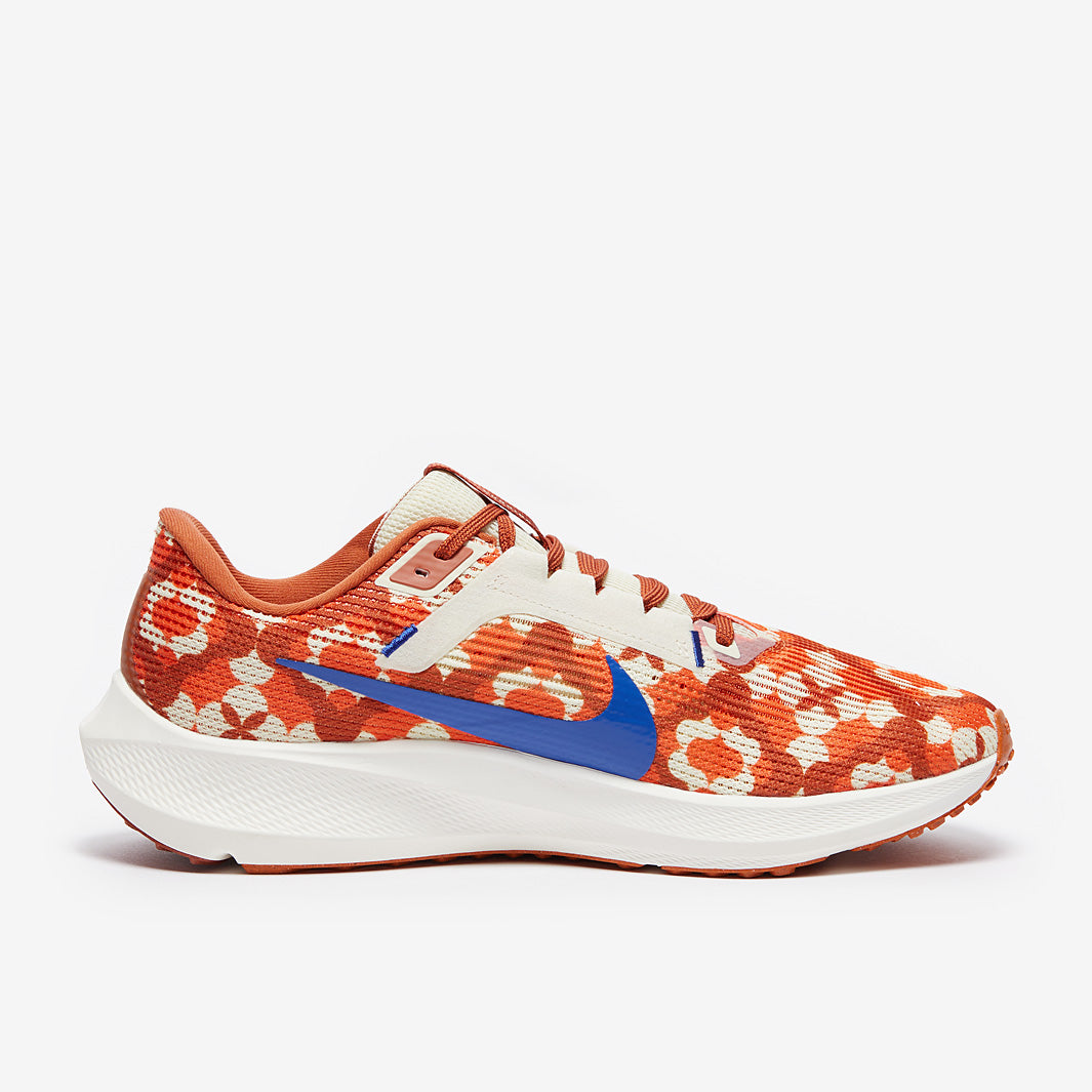 Nike Pegasus 40 Premium - Coconut Milk/Hyper Royal