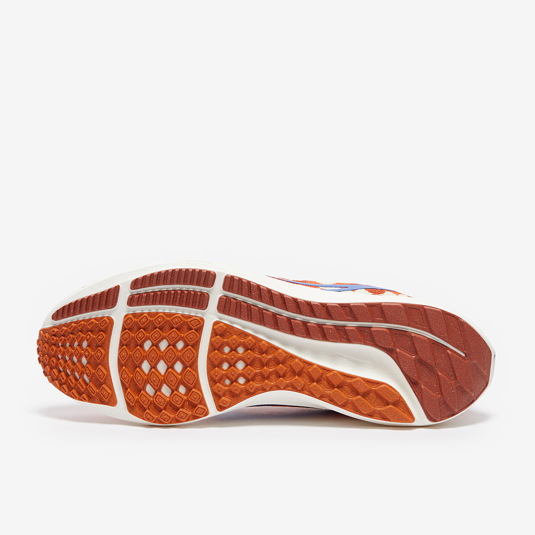 Nike Pegasus 40 Premium - Coconut Milk/Hyper Royal