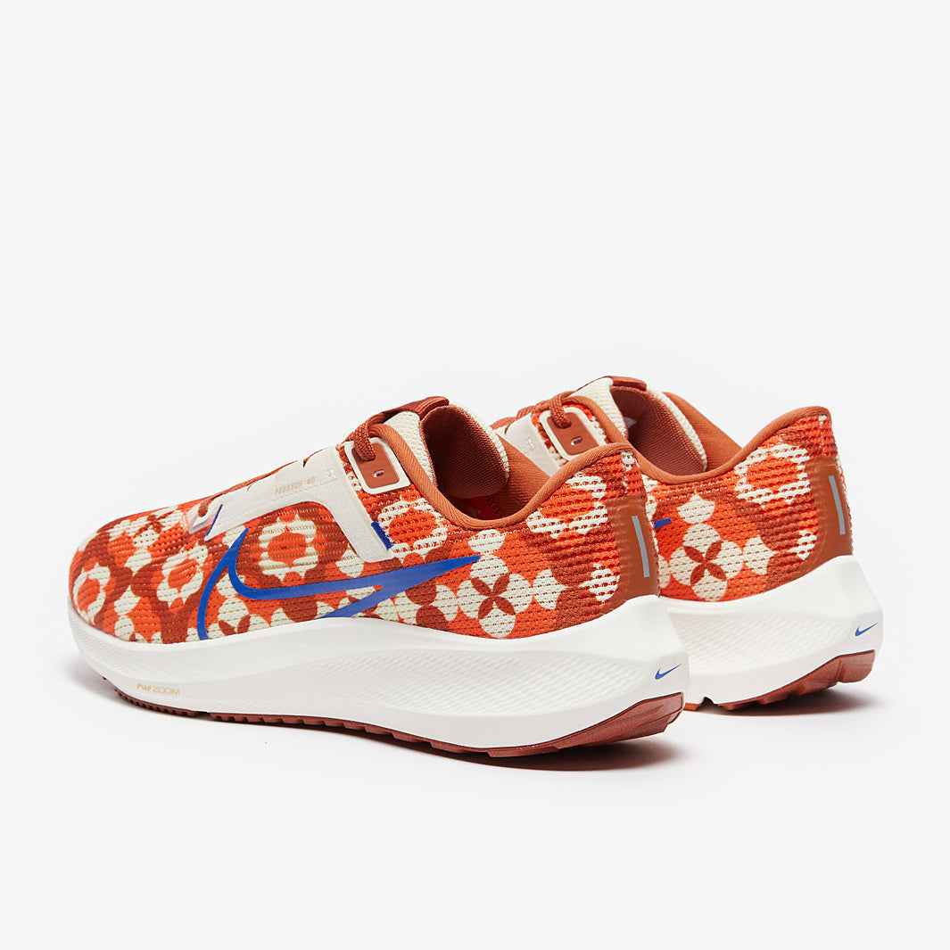 Nike Pegasus 40 Premium - Coconut Milk/Hyper Royal