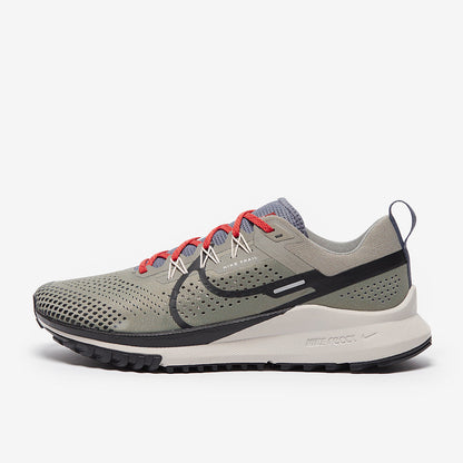 Nike Pegasus Trail 4