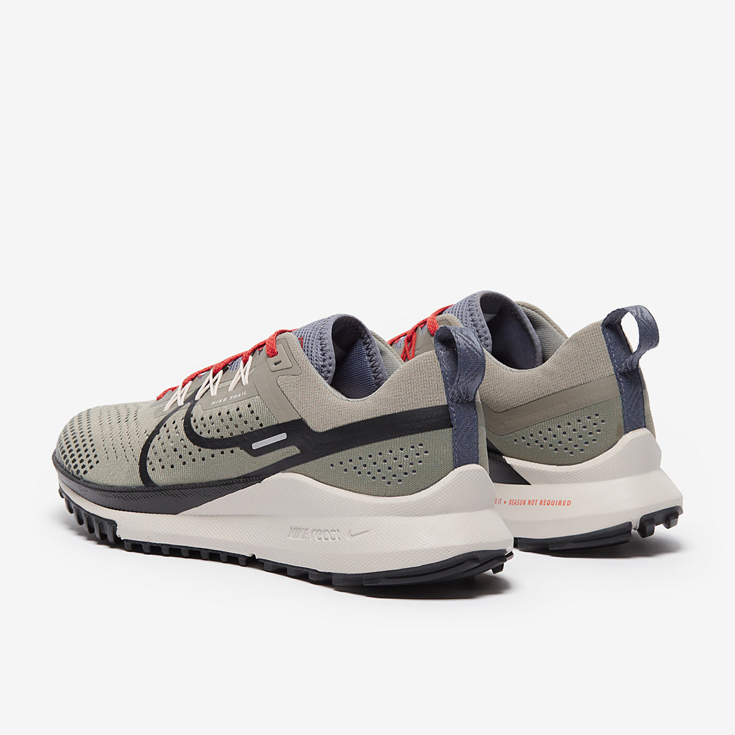 Nike Pegasus Trail 4