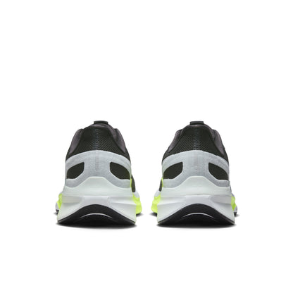 Nike Structure 25