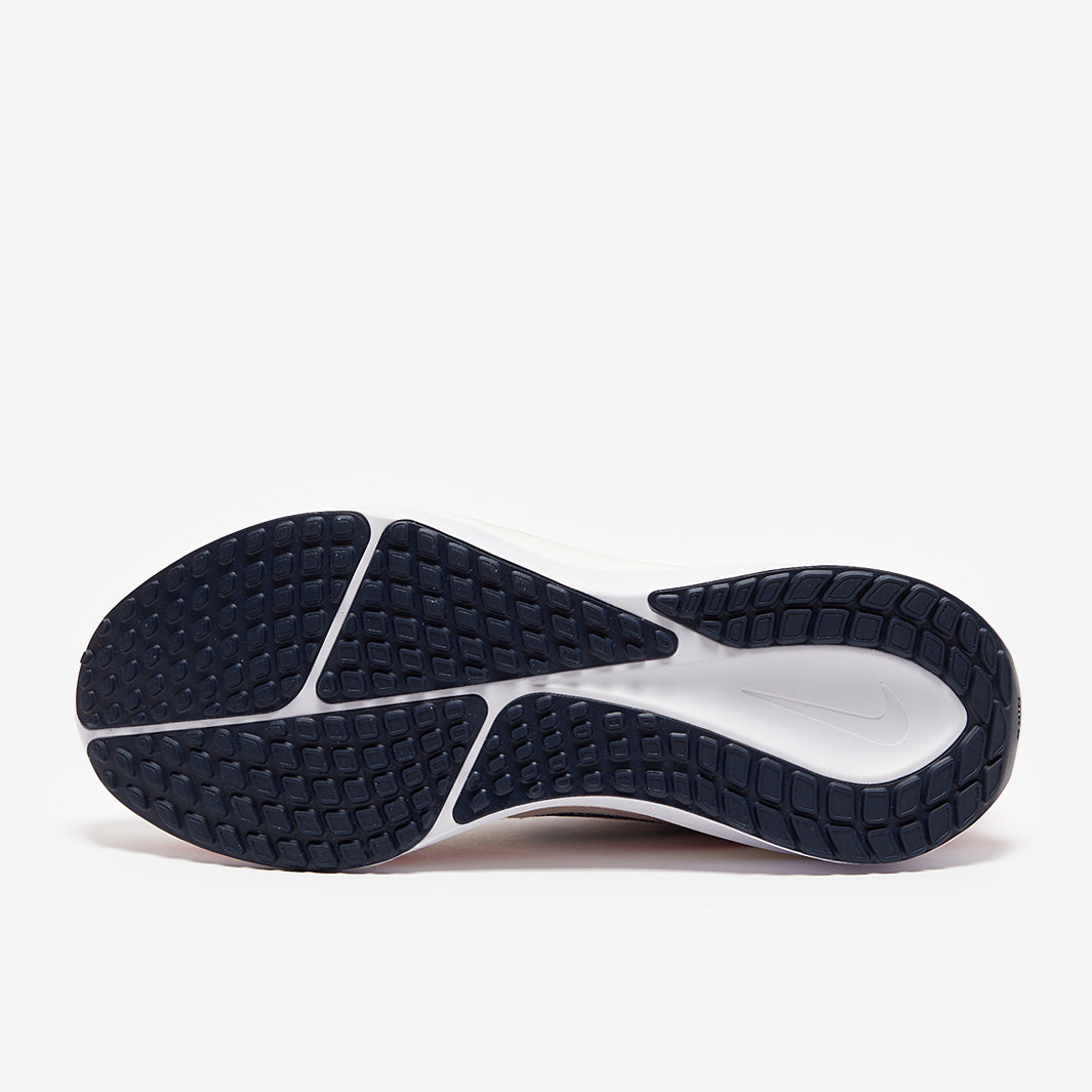 Nike Vomero 17