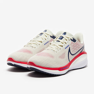 Nike Vomero 17