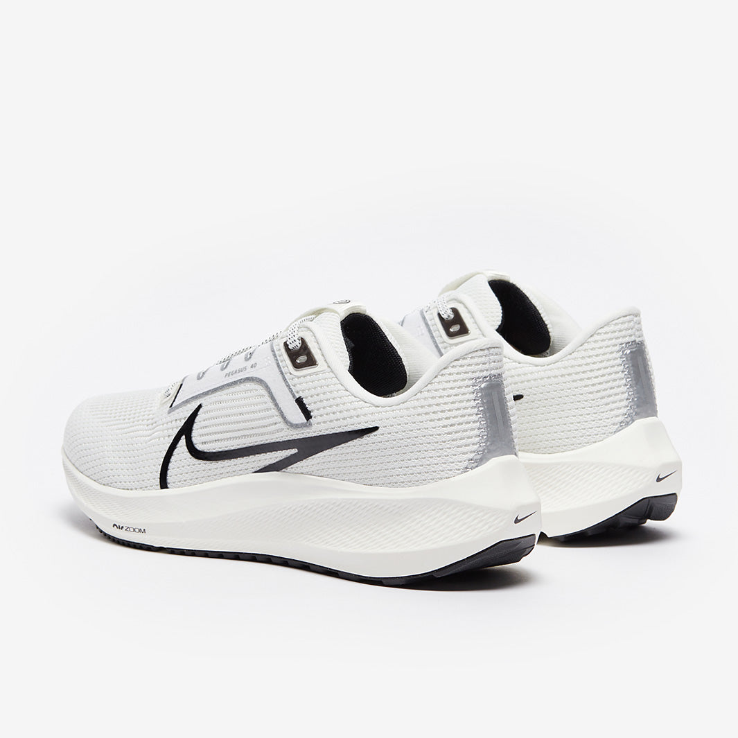 Nike Womens Pegasus 40