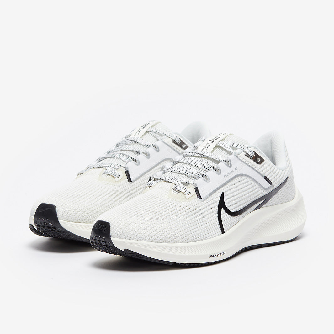 Nike Womens Pegasus 40
