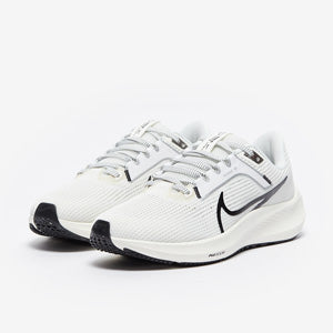 Nike Womens Pegasus 40