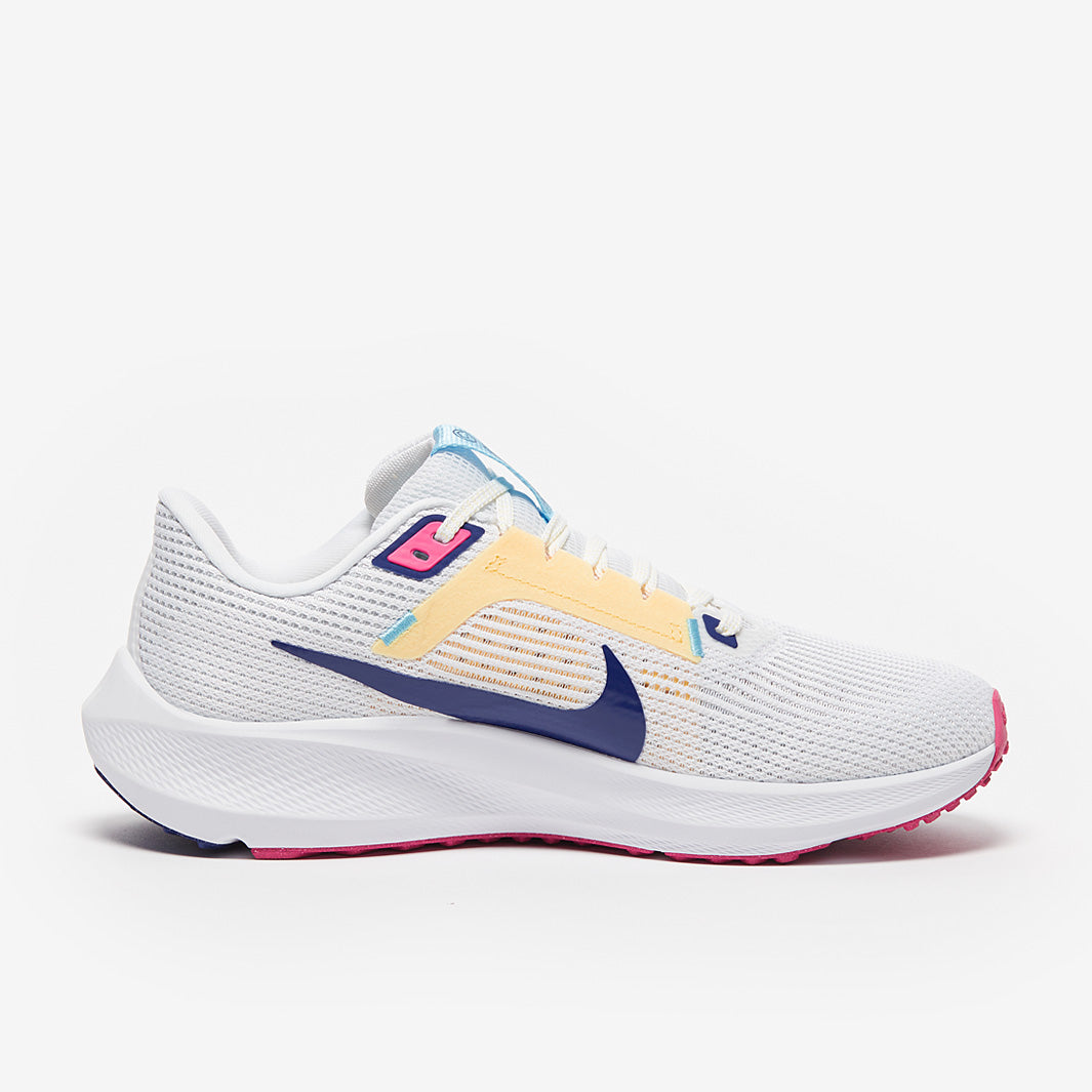 Nike Womens Pegasus 40