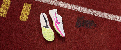 Nike ZoomX Dragonfly - Sail/Fierce Pink