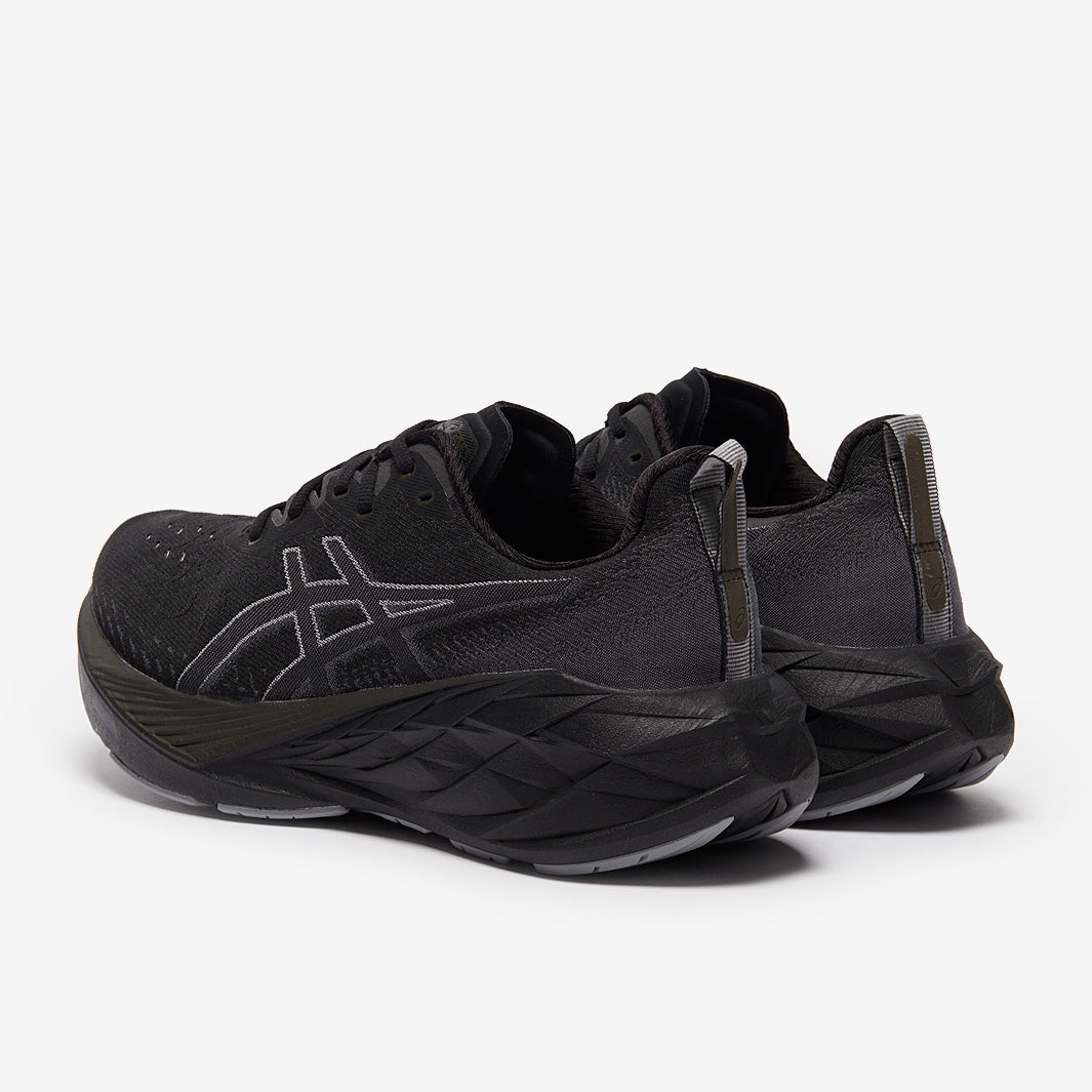 ASICS Womens Novablast 4