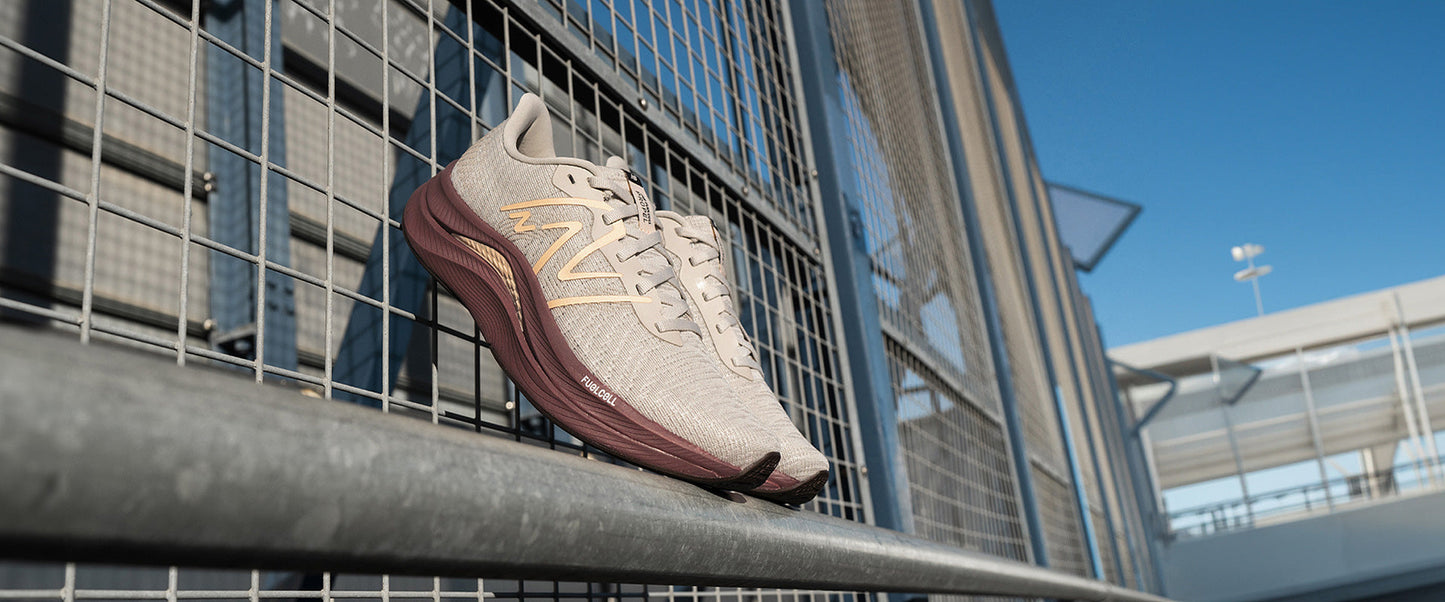 New Balance Womens FuelCell Propel v4