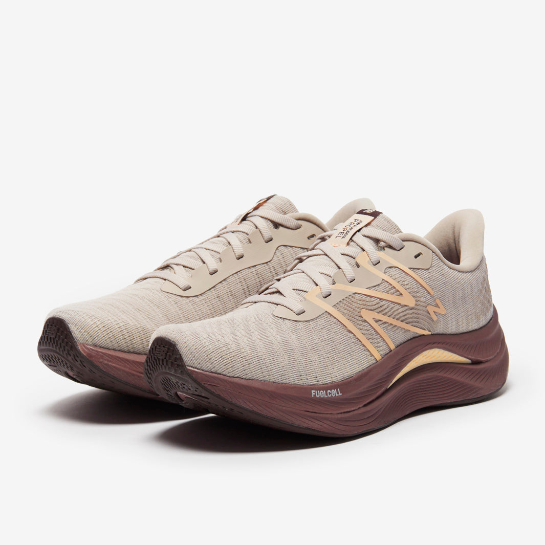 New Balance Womens FuelCell Propel v4