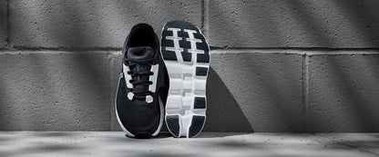 On Womens Cloudstratus 3