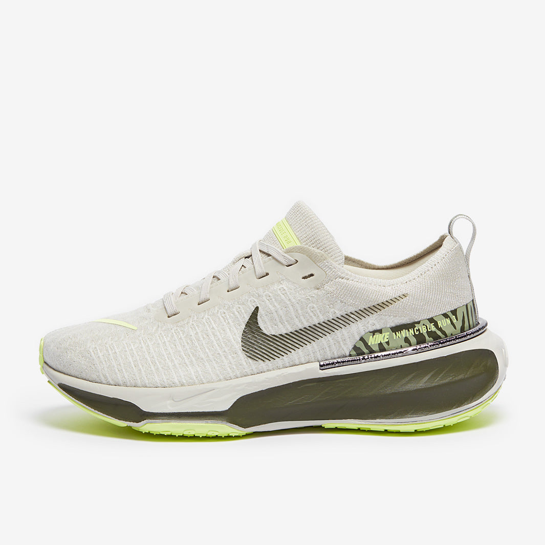 Nike Womens Invincible 3 Premium - Light Bone/Cargo Khaki-Barely Volt