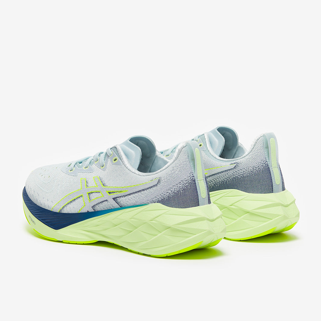 ASICS Womens Novablast 4