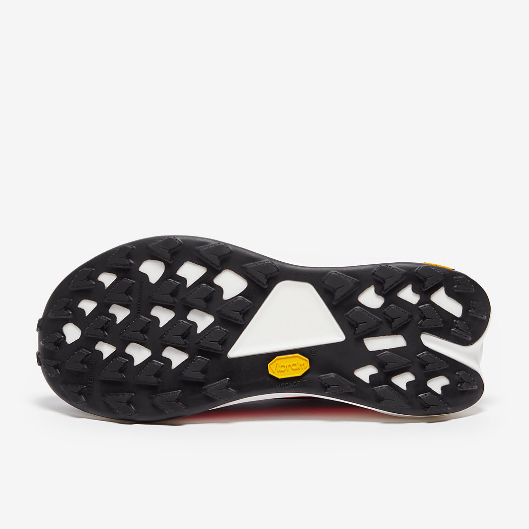 Hoka Tecton X 3