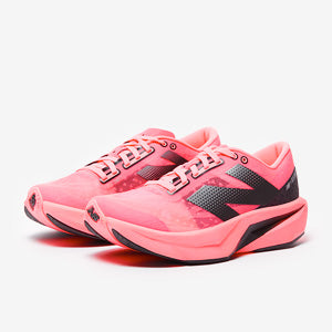 New Balance Womens FuelCell Rebel v4