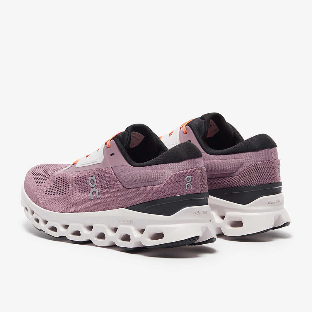 On Womens Cloudstratus 3