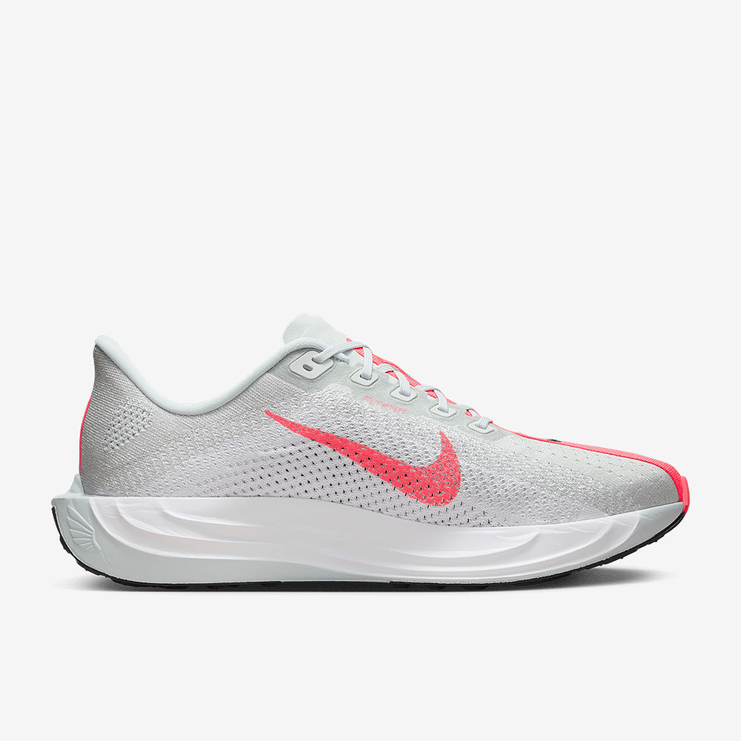 Nike Pegasus Plus