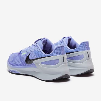 Nike Structure 25