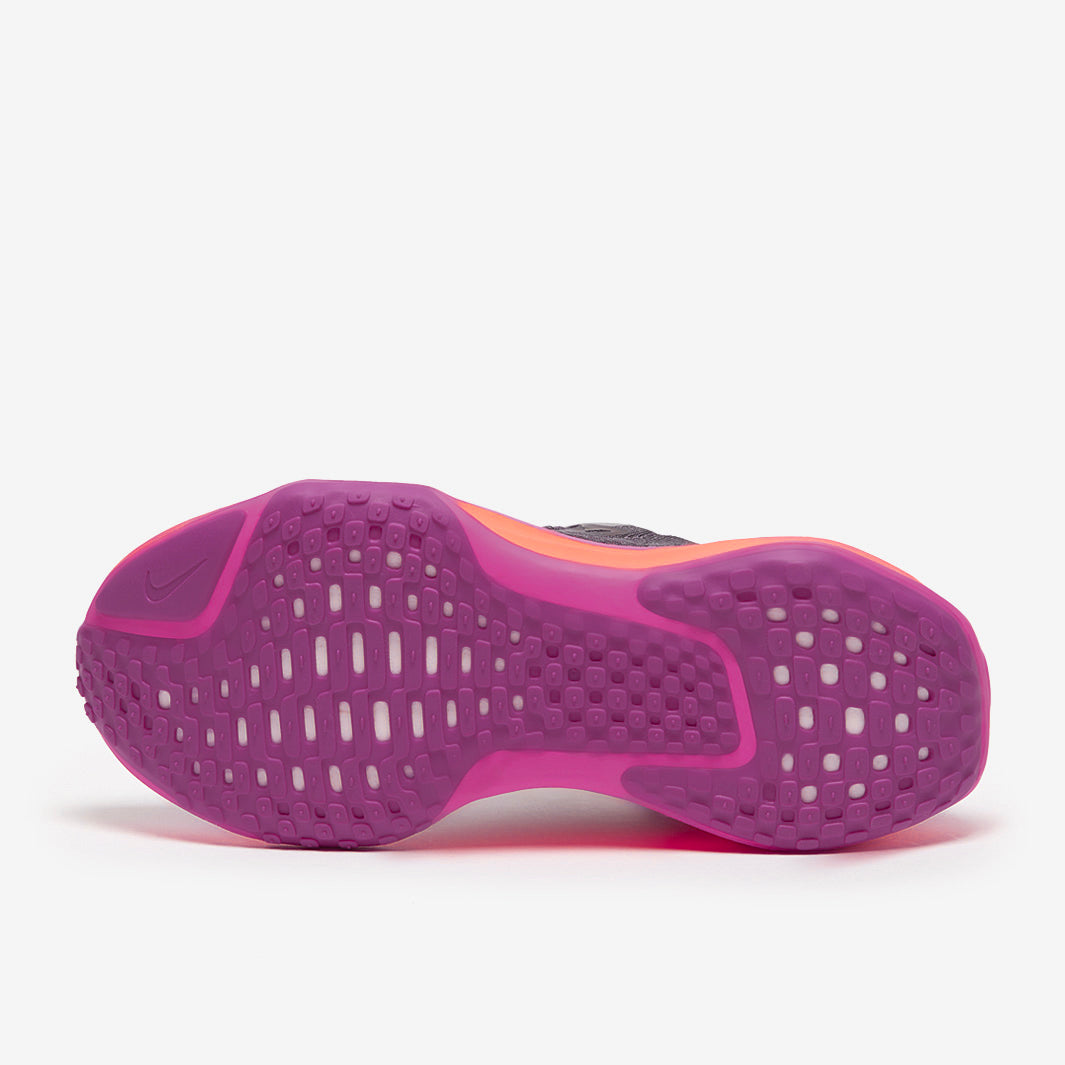 Nike Womens Invincible Run 3