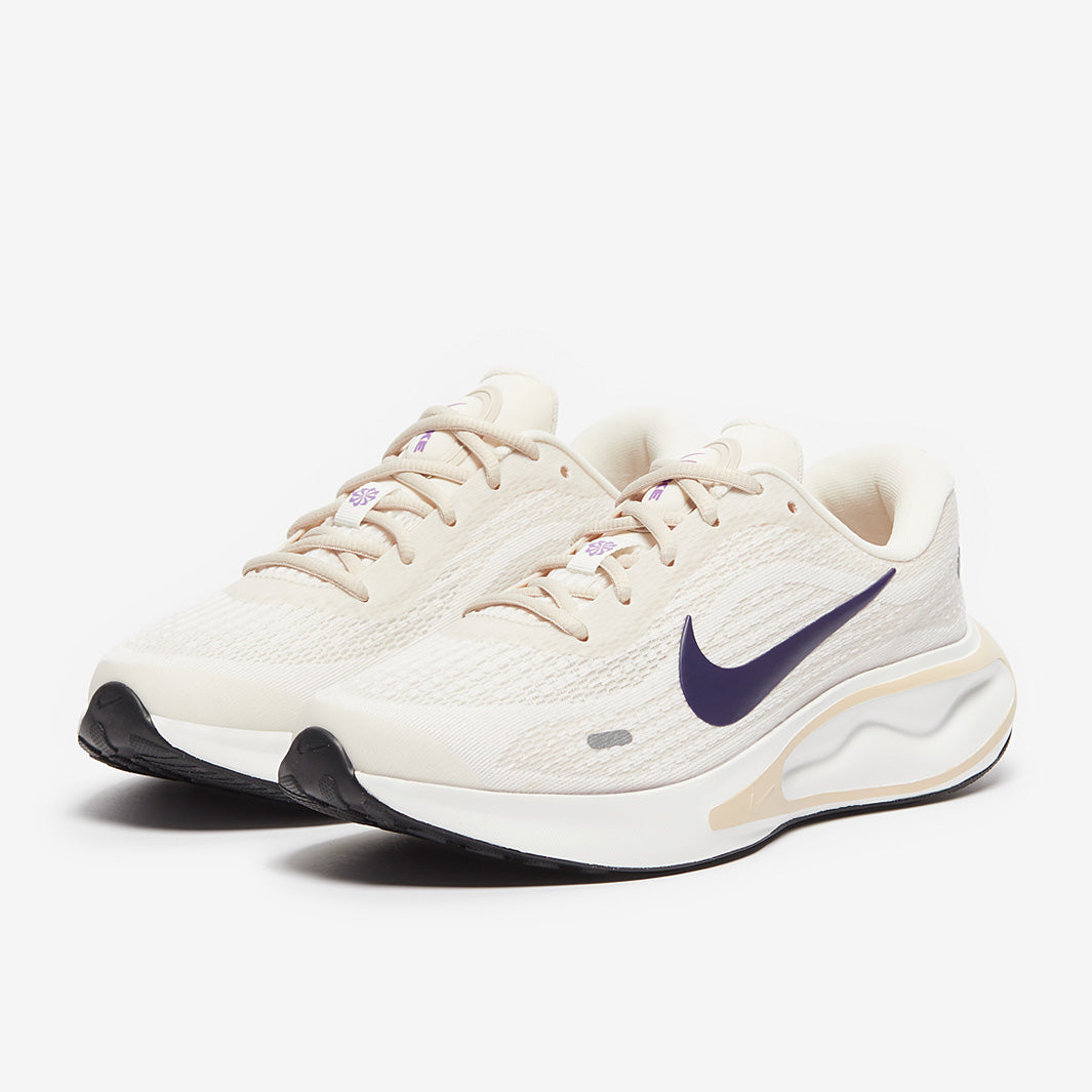 Nike Womens Journey Run
