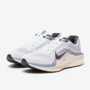 Nike Winflo 11 - White/Metallic Silver