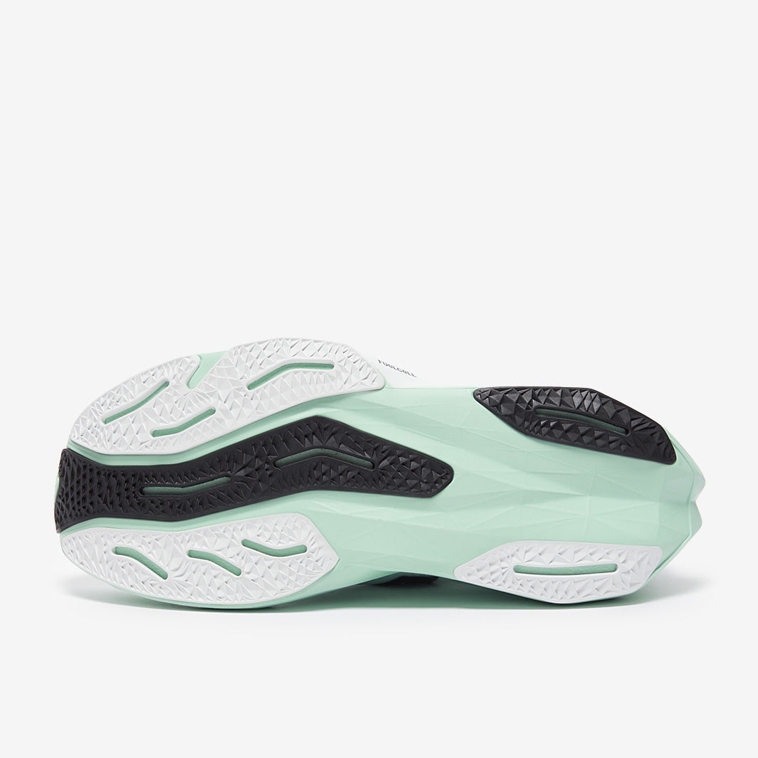 New Balance Fuelcell Rebel V4