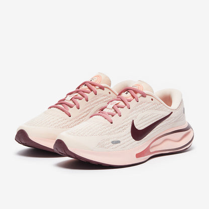 Nike Womens Journey Run