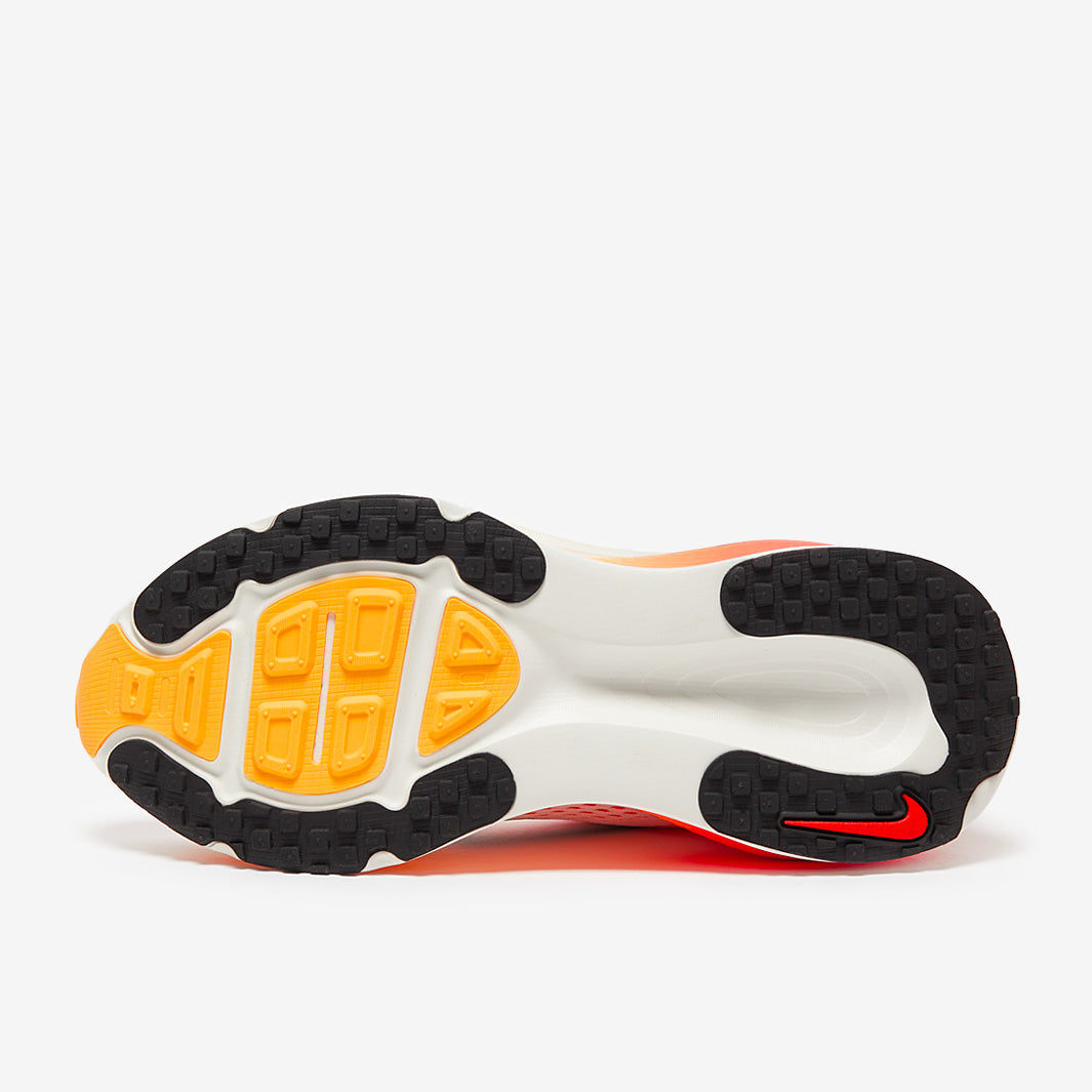 Nike Womens Vomero 18