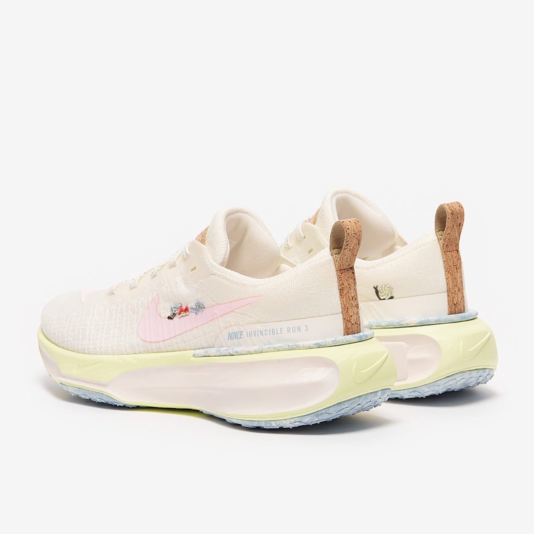 Nike Womens Invincible 3