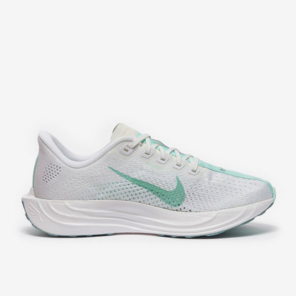Nike Womens Pegasus Plus