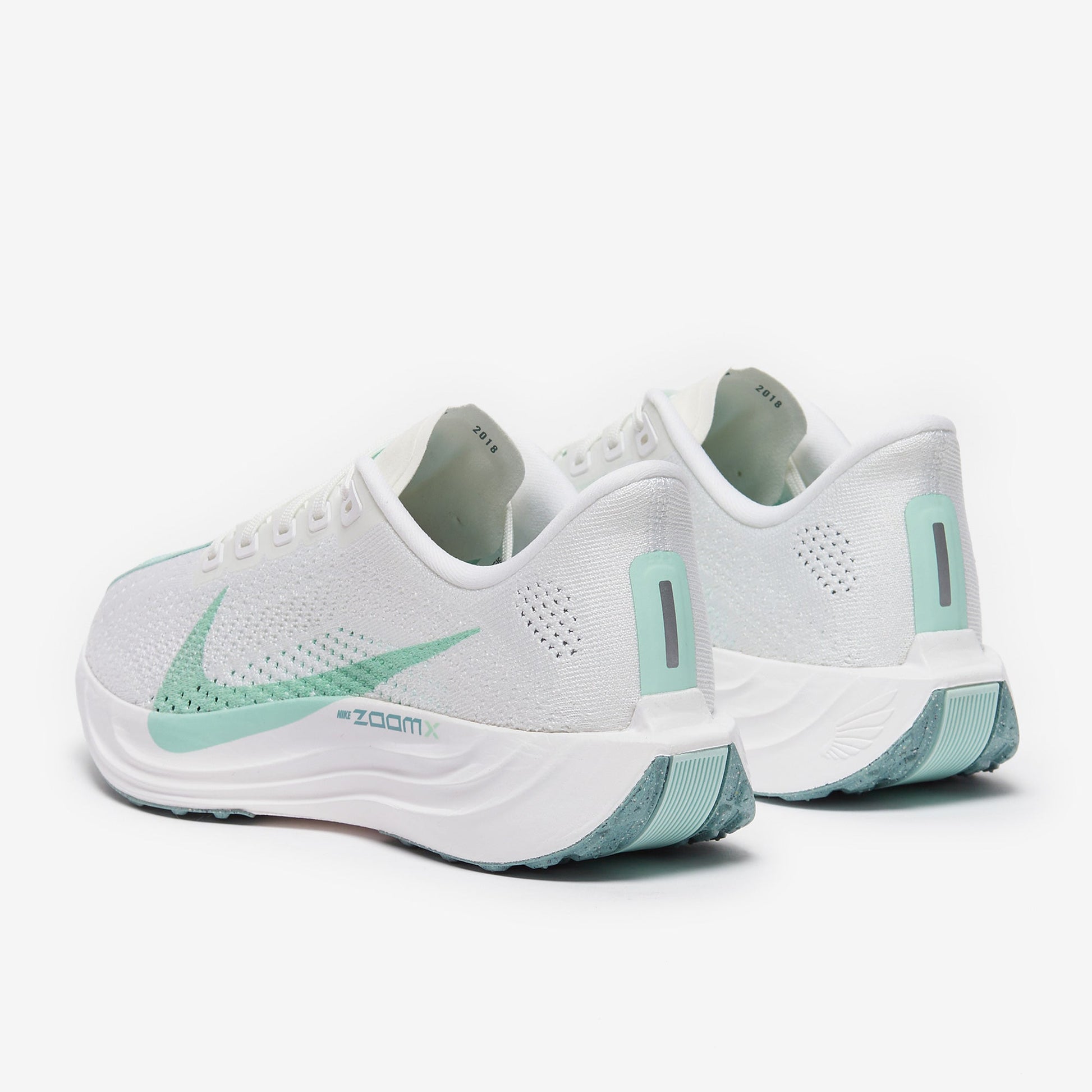 Nike Womens Pegasus Plus