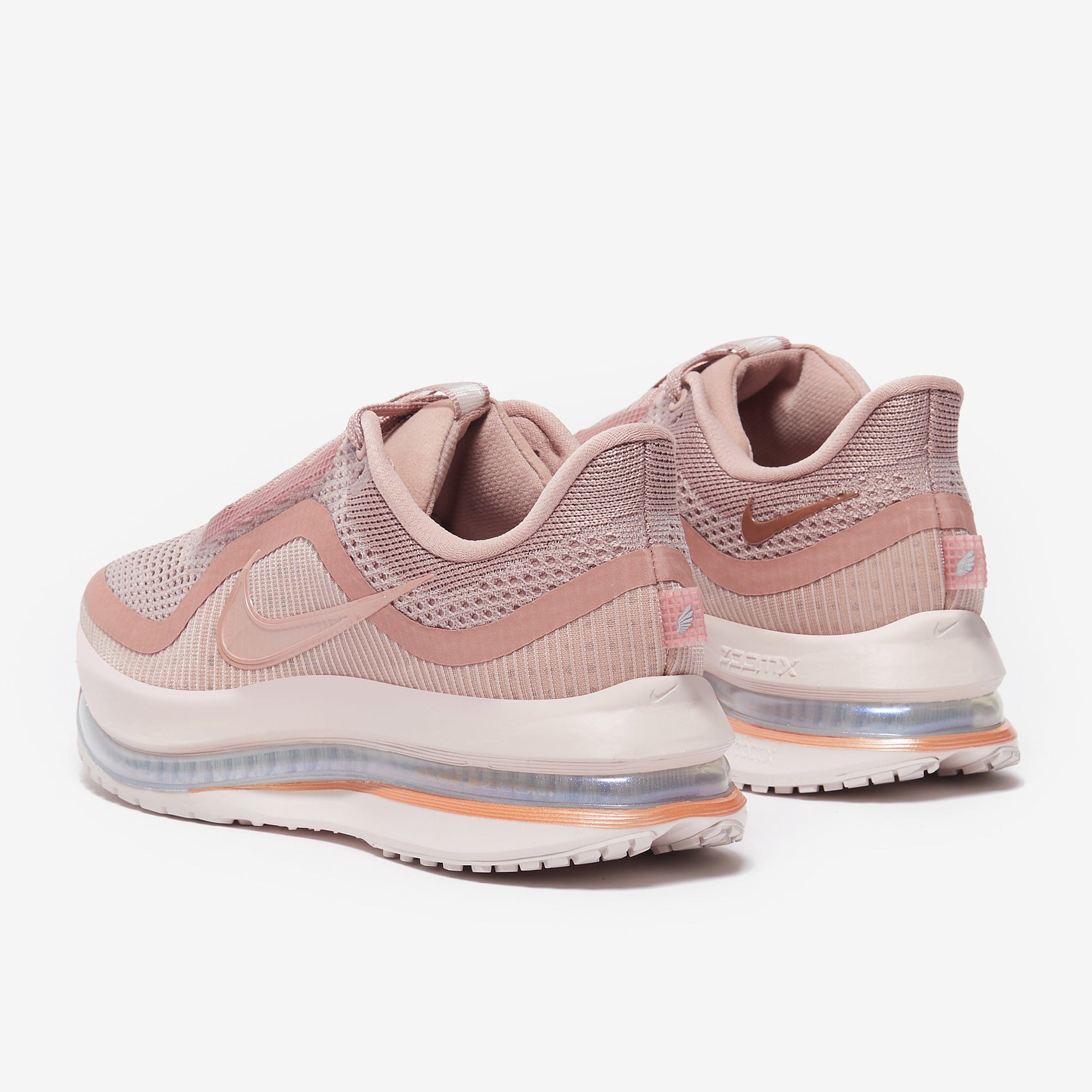 Nike Womens Pegasus Premium