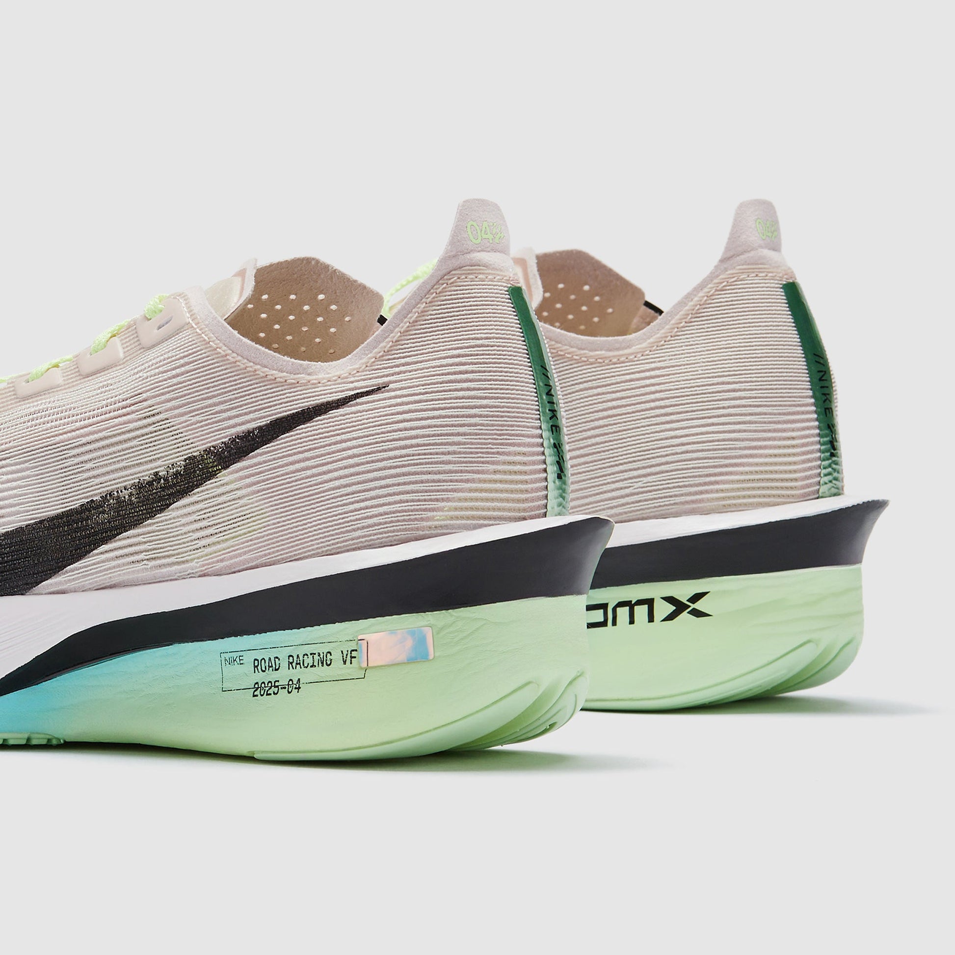 Nike Womens Vaporfly 4