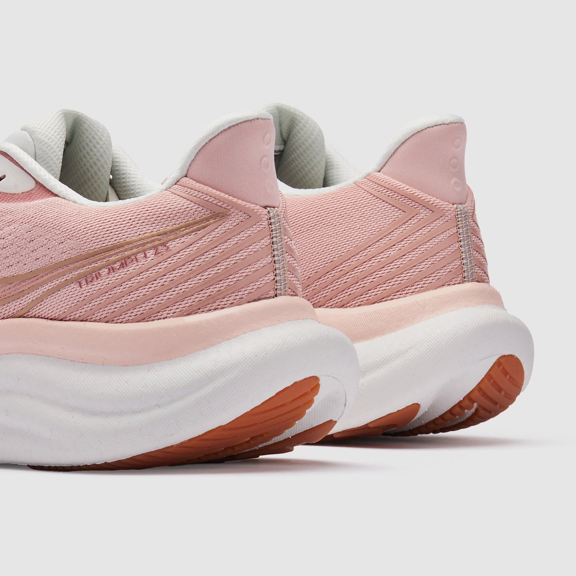 Saucony Womens Triumph 23
