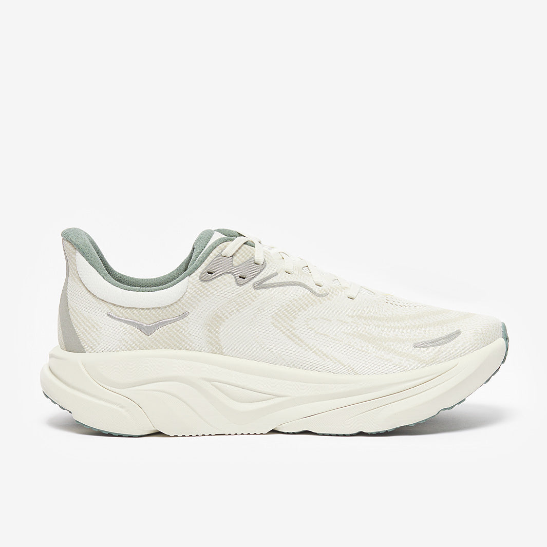 Hoka Arahi 8