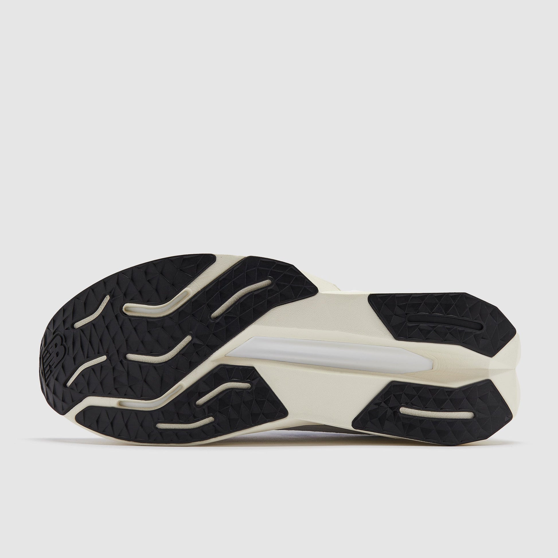 New Balance FuelCell Propel v5