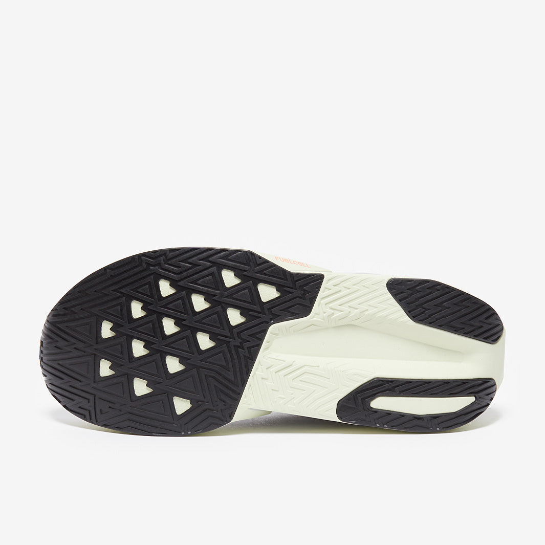 New Balance FuelCell Rebel v5