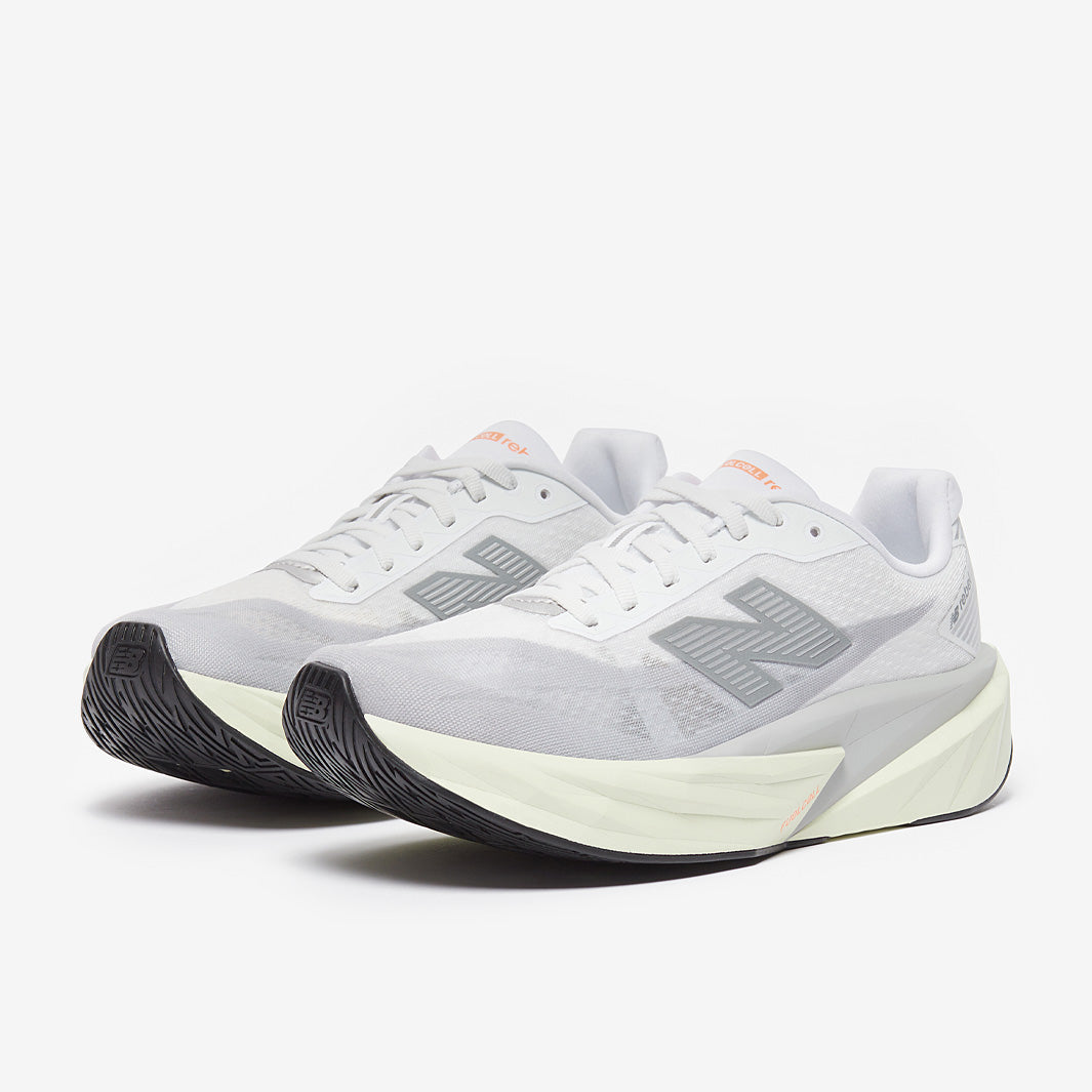 New Balance FuelCell Rebel v5