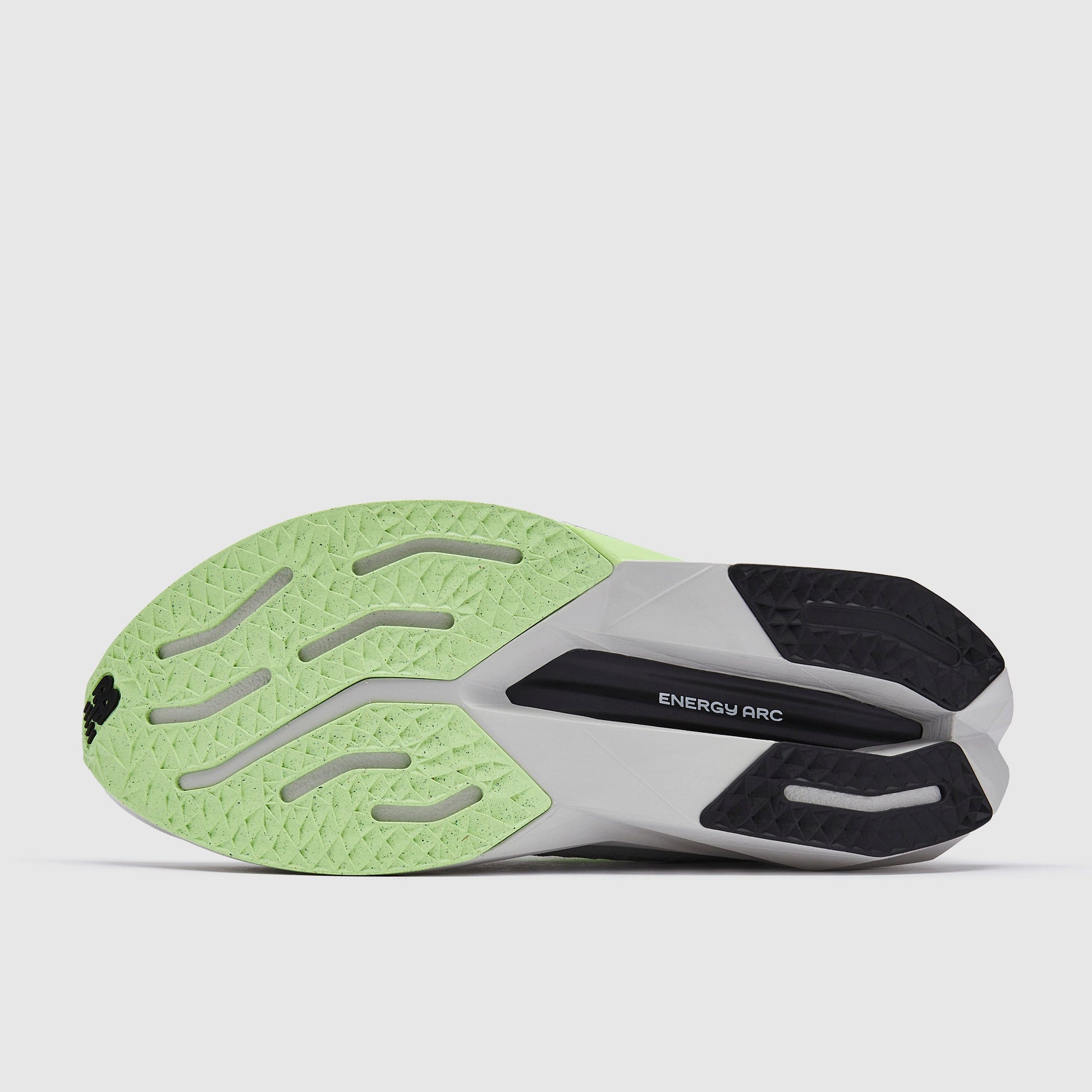 New Balance FuelCell Supercomp Trainer v3