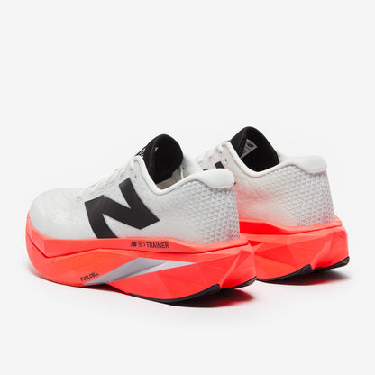 New Balance FuelCell Supercomp Trainer v3